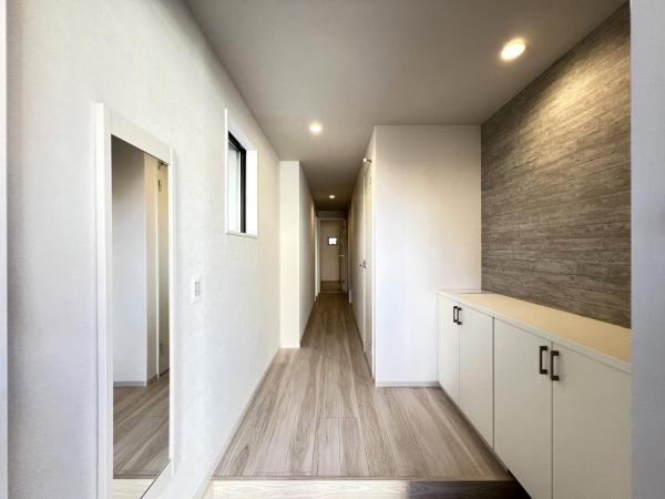 さいたま市北区本郷町1期 玄関