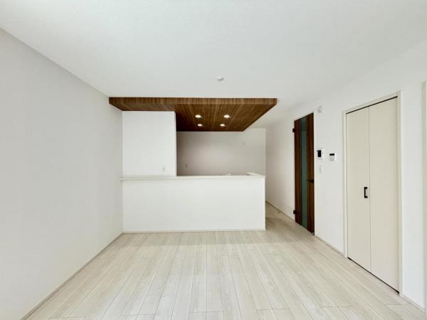 横須賀市粟田１丁目 戸建 ダイニング