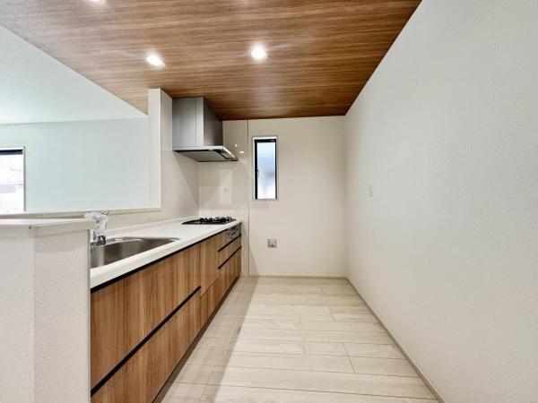 横須賀市粟田１丁目 戸建 キッチン