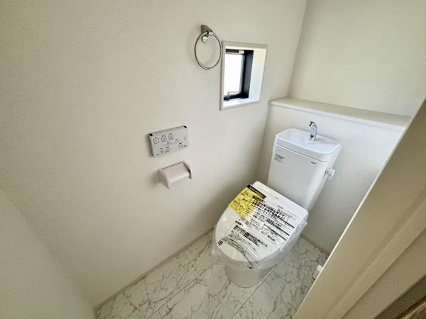 横須賀市粟田１丁目 戸建 トイレ