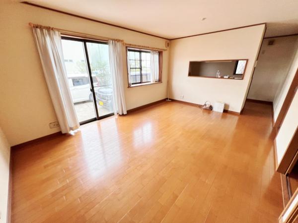 厚木市岡田２丁目 中古戸建 ダイニングキッチン