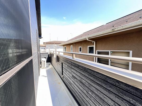 平塚市大神４丁目 中古戸建 バルコニー