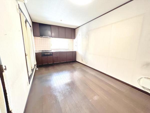 厚木市飯山南２丁目 中古戸建 ダイニングキッチン