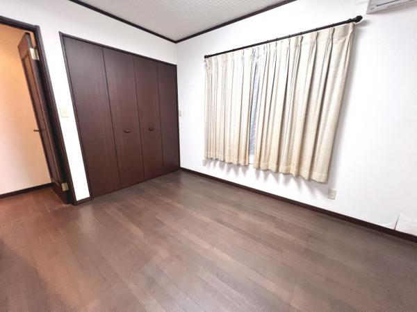厚木市飯山南２丁目 中古戸建 洋室