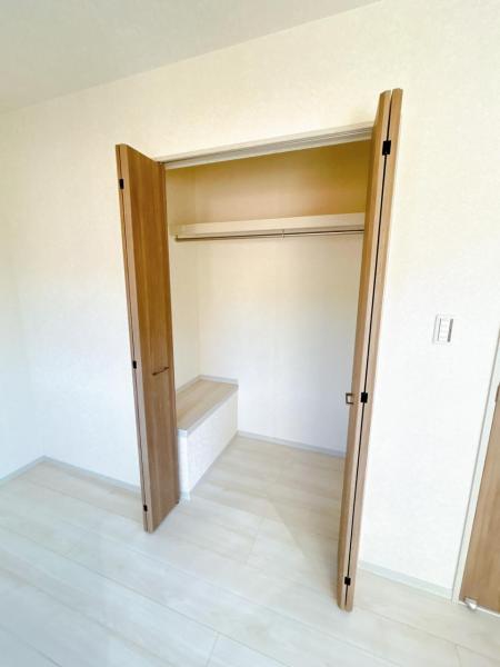 秦野市東田原25ーP1 収納