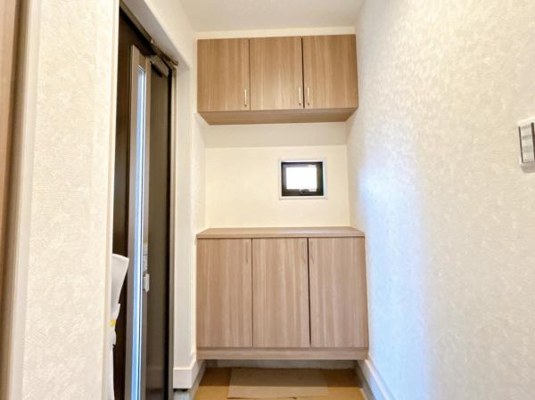 秦野市東田原25ーP1 収納