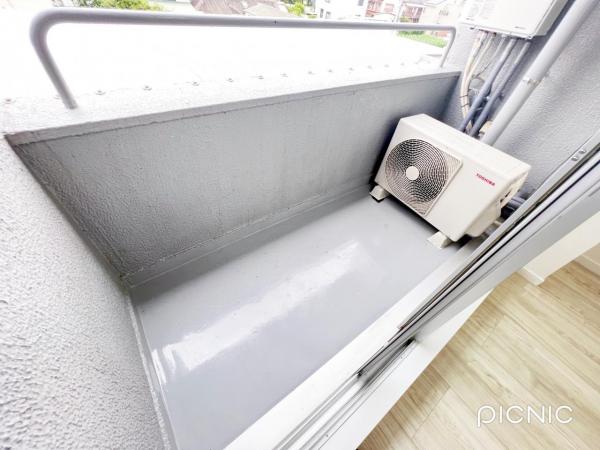 調布シュロス バルコニー