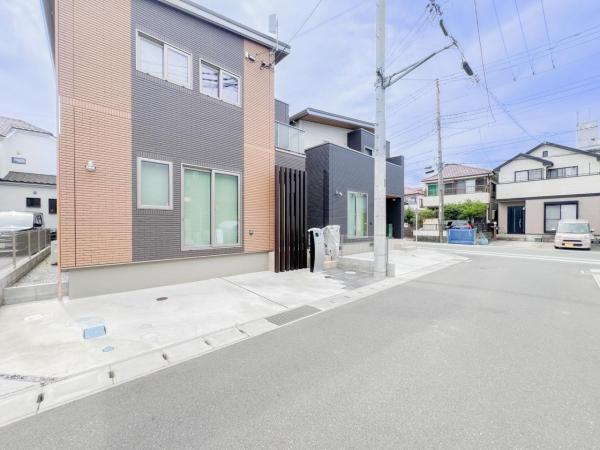 海老名市門沢橋２丁目 中古戸建 駐車場