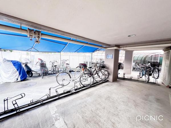 ライオンズマンション府中 駐輪場