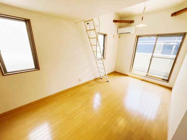 小田原市栢山 中古戸建 寝室