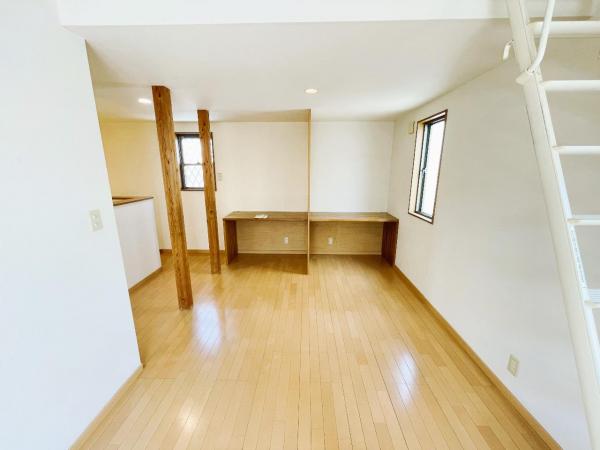 小田原市栢山 中古戸建 寝室