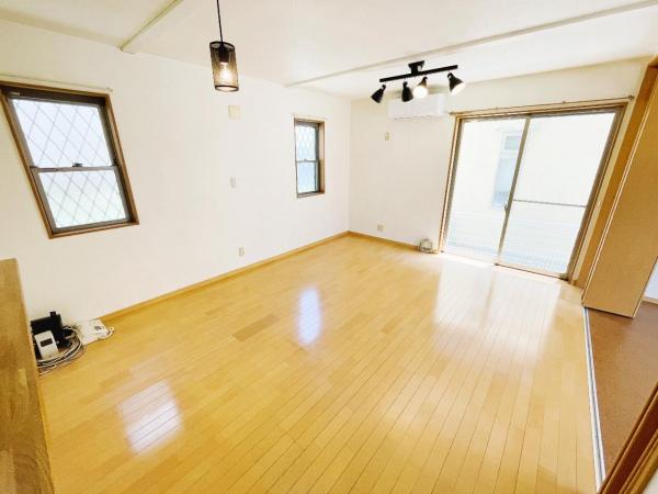 小田原市栢山 中古戸建 リビング
