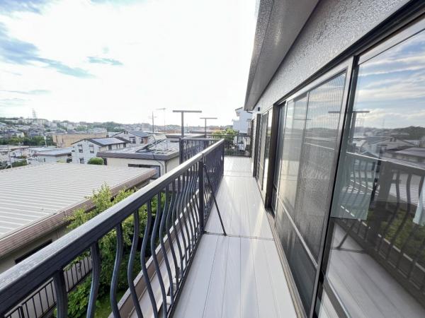 横浜市港南区下永谷２丁目 中古戸建 バルコニー