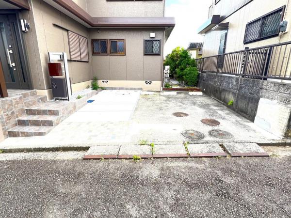 横浜市港南区下永谷２丁目 中古戸建 駐車場