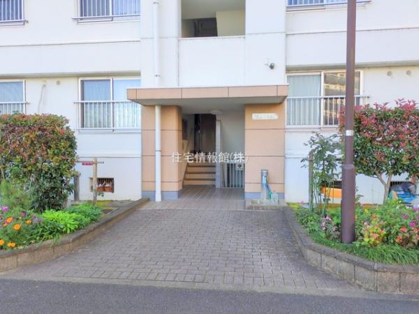 県ドリームハイツ15号棟 