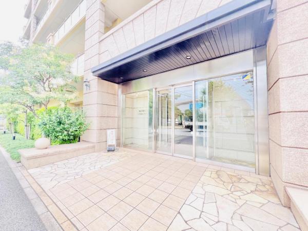 ライネスシティ千葉みなと エントランス（外）