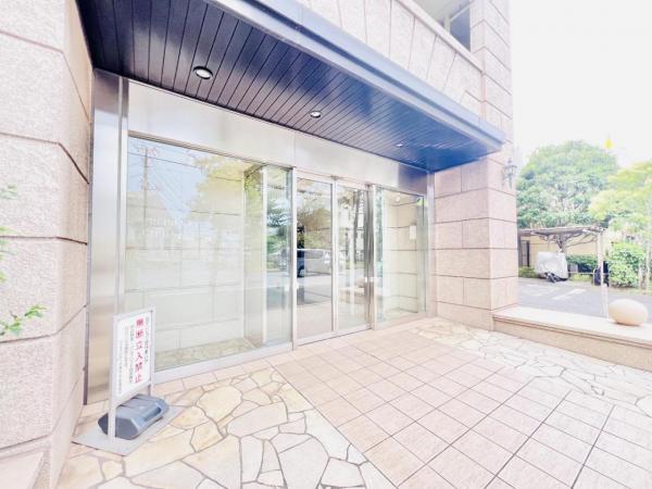 ライネスシティ千葉みなと エントランス（外）