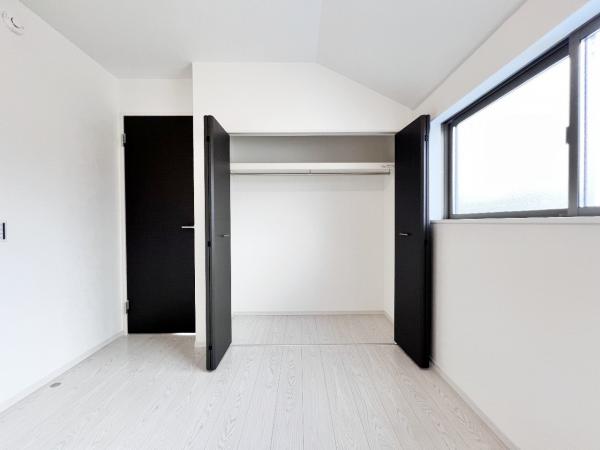 八王子市館町4期 収納