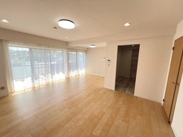 中古マンション 川崎市麻生区金程１丁目 小田急線新百合ヶ丘駅 5,480万円