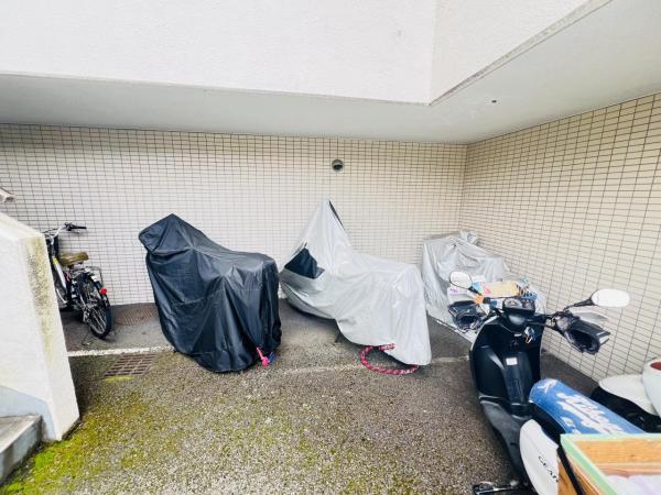 ピュアハイツ南万騎が原 駐輪場