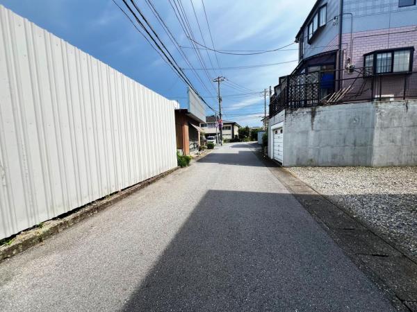 宇都宮市星が丘２丁目 中古戸建 前面道路含む現地写真