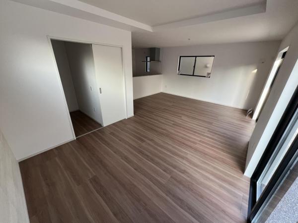 新築戸建 埼玉県草加市小山１丁目 東武伊勢崎線獨協大学前駅 4,399万円