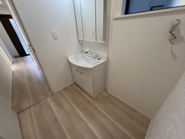 川口市前野宿 第5 ランドリースペース