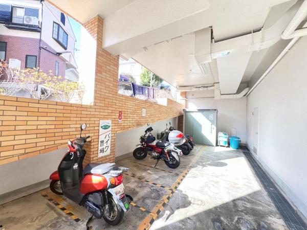 ハイラーク上大岡 駐輪場