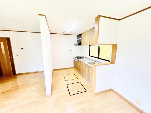 千葉市中央区生実町 中古戸建 キッチン