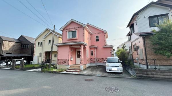 厚木市みはる野２丁目 中古戸建 前面道路含む現地写真