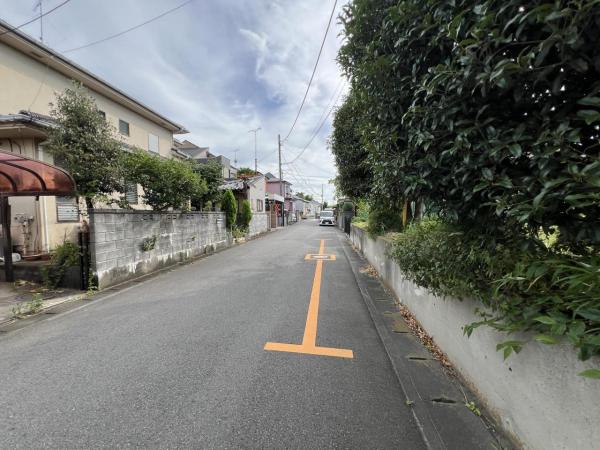 北葛飾郡松伏町13期 前面道路含む現地写真