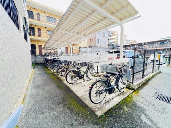 ナイスアーバン古淵 駐輪場