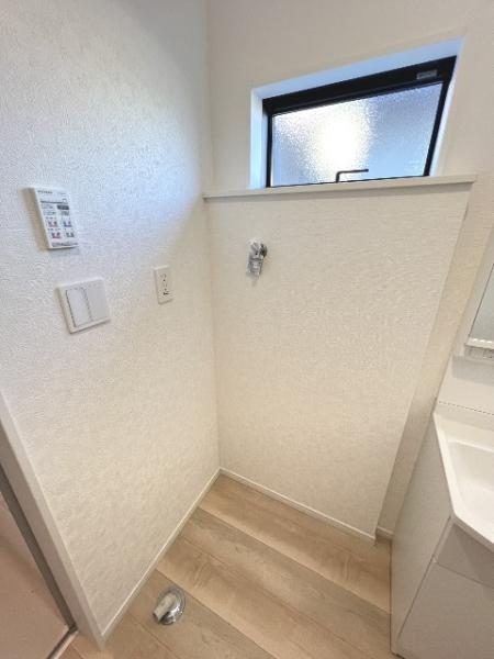 狭山市柏原 第13 ランドリースペース