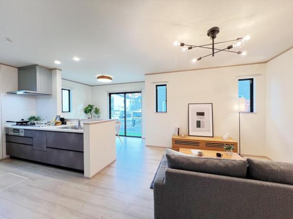 新築戸建 埼玉県草加市清門２丁目 東武伊勢崎線新田駅 4,290万円