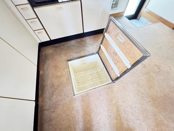 小田原市蓮正寺 中古戸建 収納