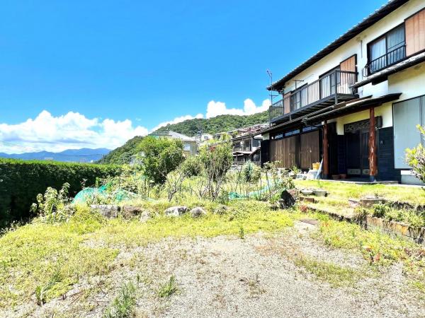 秦野市曽屋 中古戸建 庭