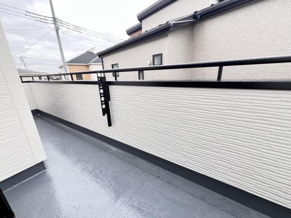 平塚市纒 バルコニー