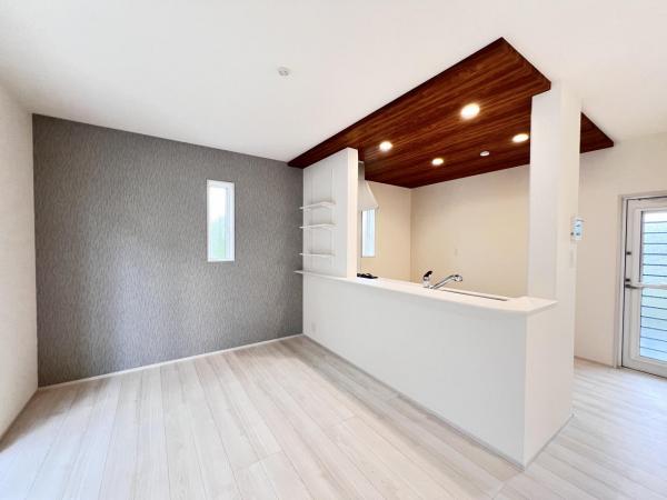 平塚市纒 ダイニング