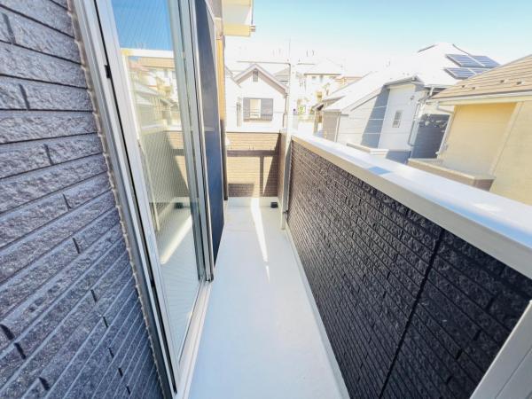 横浜市瀬谷区橋戸３丁目 中古戸建 バルコニー