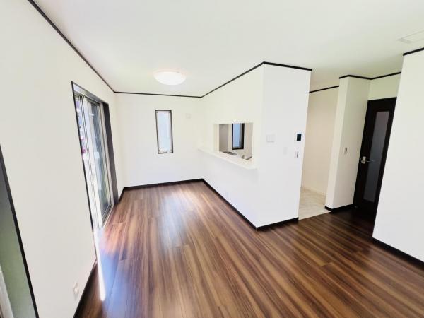 横浜市瀬谷区橋戸３丁目 中古戸建 ダイニングキッチン