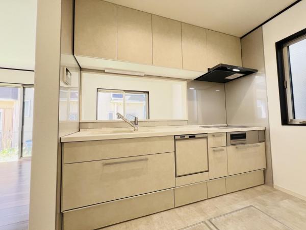 横浜市瀬谷区橋戸３丁目 中古戸建 キッチン