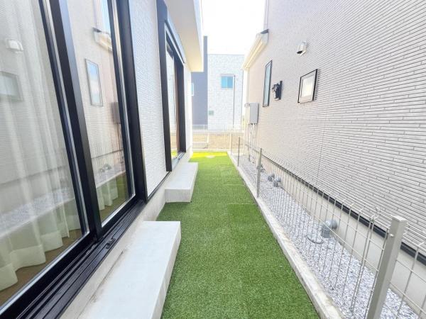 綾瀬市深谷中６丁目 戸建 庭