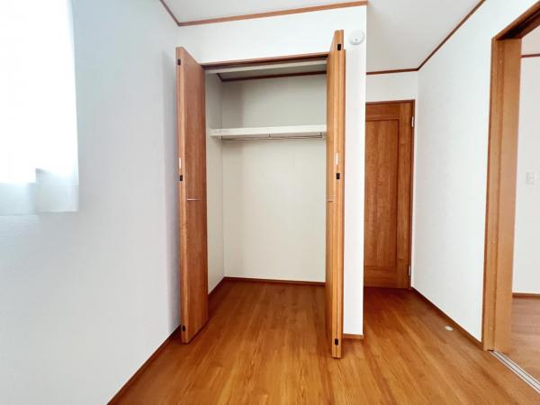 綾瀬市深谷中６丁目 戸建 収納