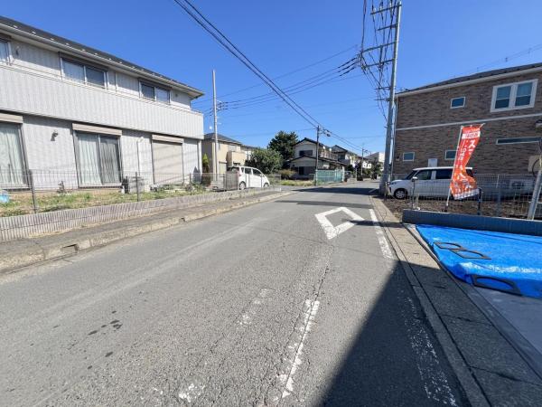 綾瀬市深谷中６丁目 戸建 前面道路含む現地写真