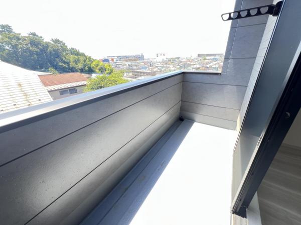 綾瀬市寺尾西２丁目 戸建 バルコニー