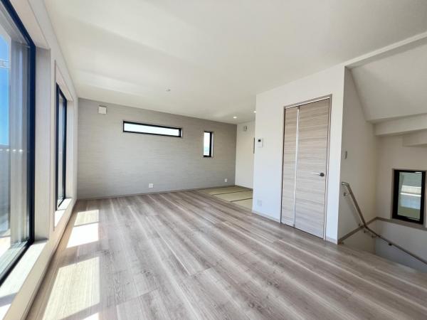 綾瀬市寺尾西２丁目 戸建 ダイニングキッチン
