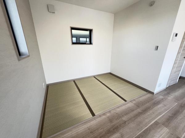 綾瀬市寺尾西２丁目 戸建 和室