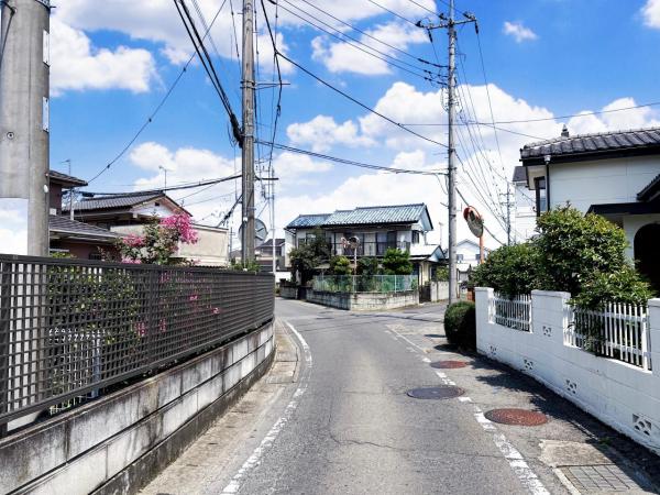 宇都宮市上横田町 中古戸建 前面道路含む現地写真