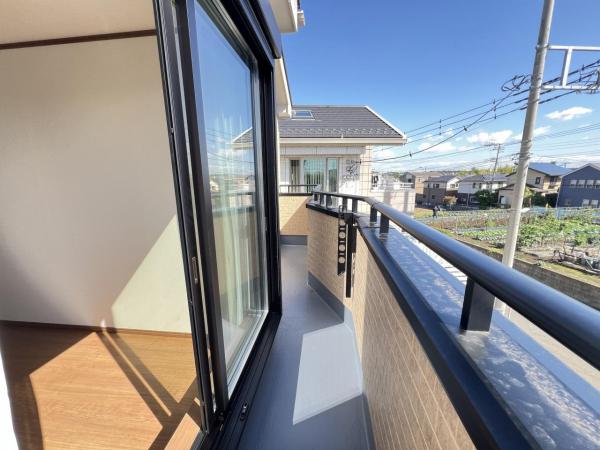 綾瀬市深谷中１丁目 戸建 バルコニー