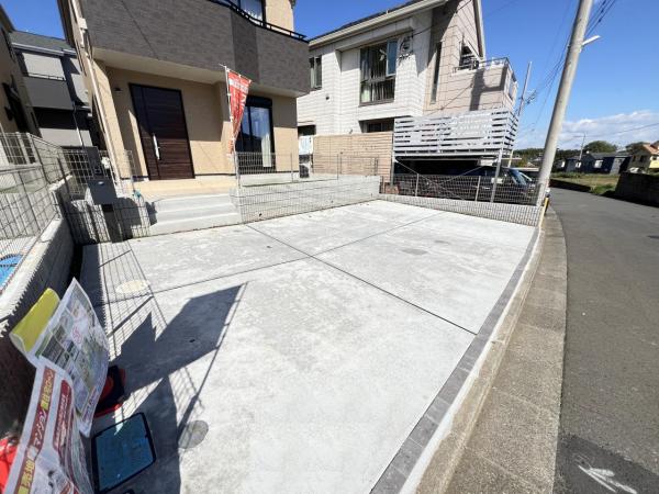 綾瀬市深谷中１丁目 戸建 駐車場